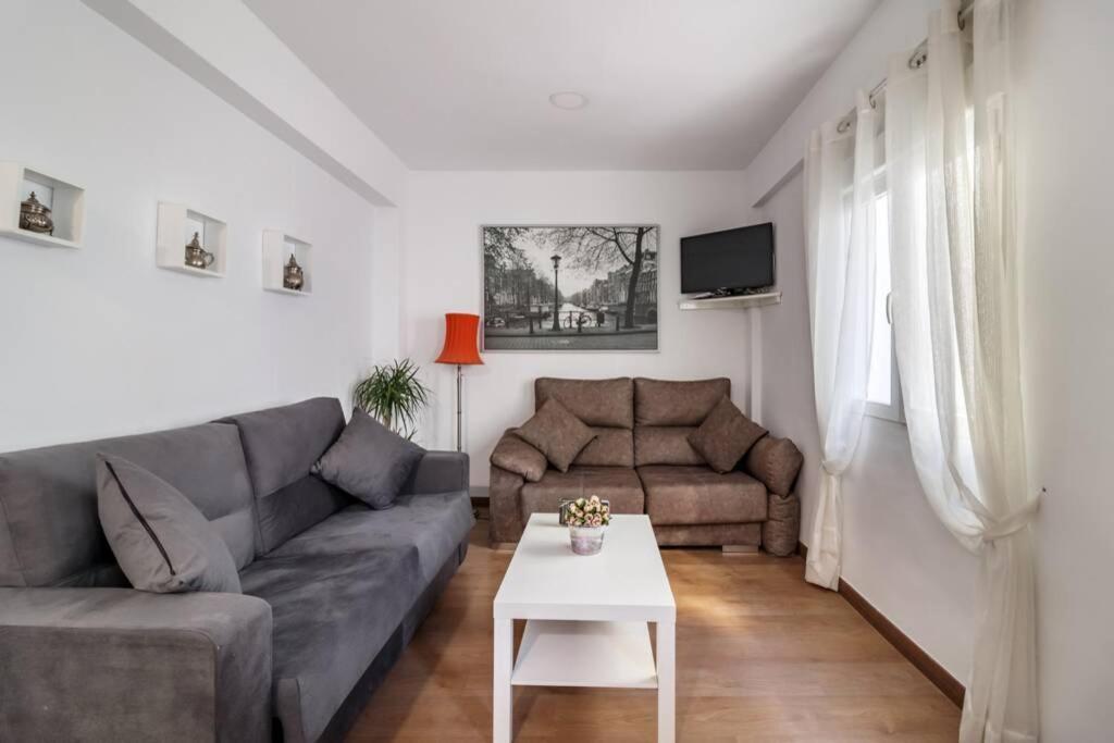 Lovely Apartment In The Centre Wifi Granada Eksteriør billede